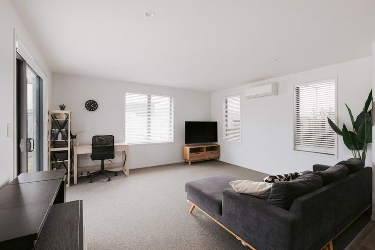 Photo of property in 14 Rotomanu Place, Pyes Pa, Tauranga, 3112