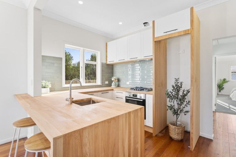 Photo of property in 49a Kirk Street, Otaki, 5512