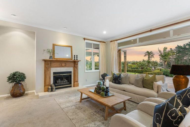 Photo of property in 84 Potts Road, Whitford, Howick, 2571