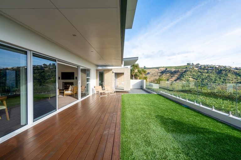 Photo of property in 6 Yelverton Place, Huntsbury, Christchurch, 8022