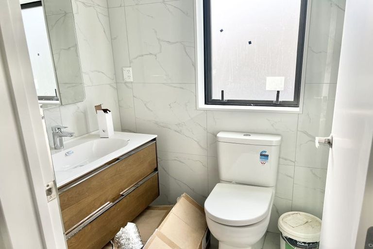 Photo of property in 5 Whale Bay Rise, Gulf Harbour, 0930