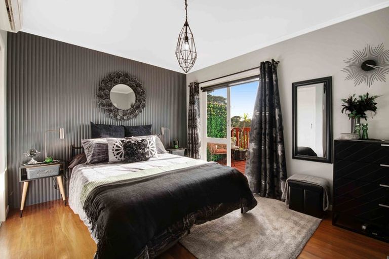 Photo of property in 27a Makiri Street, Helensville, 0800