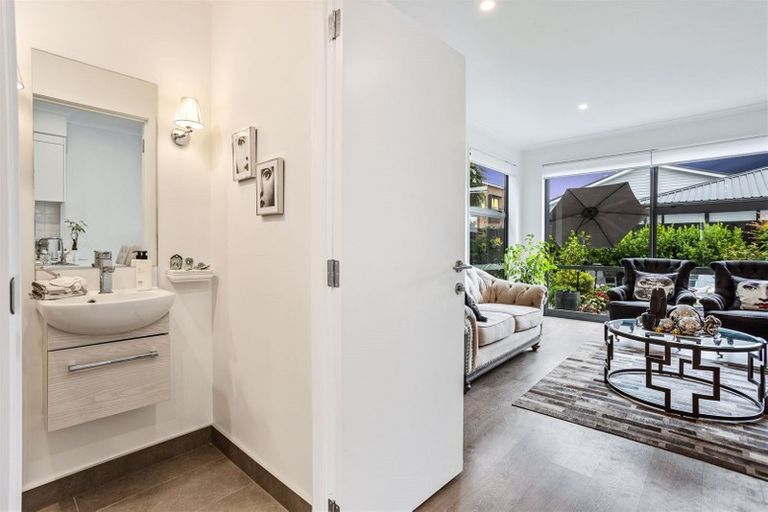 Photo of property in 28 Rangihina Road, Hobsonville, Auckland, 0616