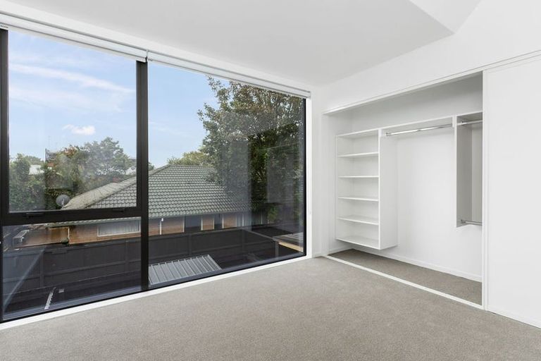Photo of property in 1/7 Grove Road, Papakura, 2110