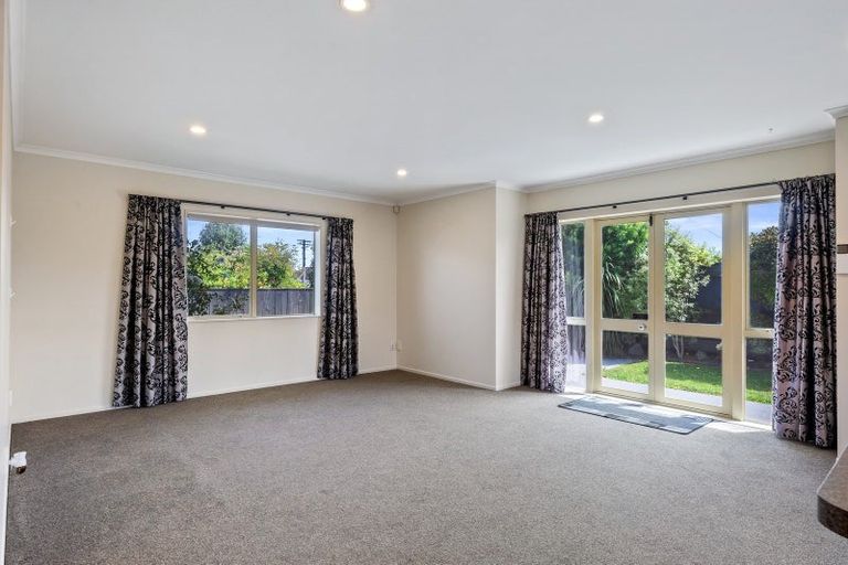 Photo of property in 28 Dorset Street, Levin, 5510