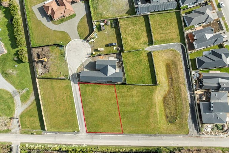 Photo of property in 37 Hawkins Road, Marshland, Christchurch, 8051