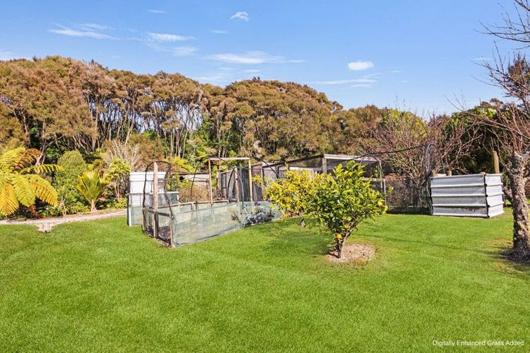 Photo of property in 236 Alma Road, Westport, 7892