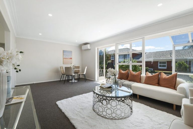 Photo of property in 1/5 Onepoto Road, Hauraki, Auckland, 0622