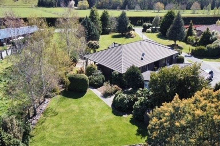Photo of property in 2377 Homebush Road, Coalgate, 7673