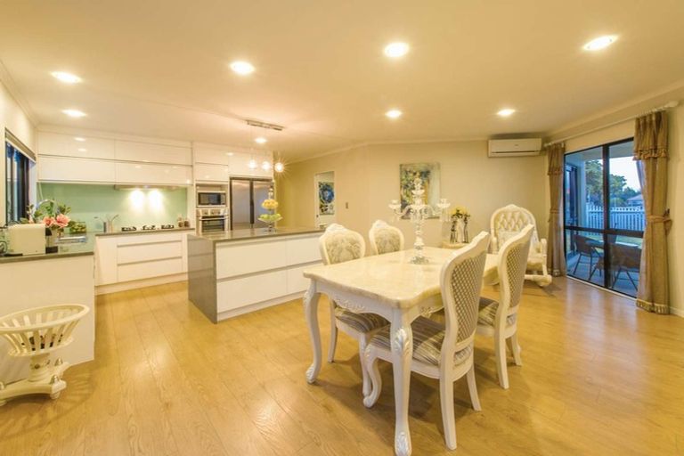 Photo of property in 19 Magee Place, East Tamaki Heights, Auckland, 2016