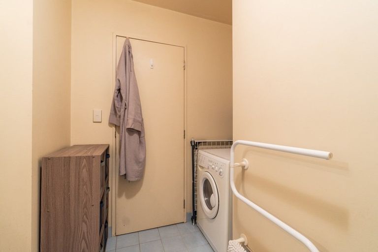 Photo of property in 6e/17 Crown Lynn Place, New Lynn, Auckland, 0600