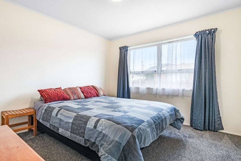 Photo of property in 18a Monokia Street, Fairy Springs, Rotorua, 3015