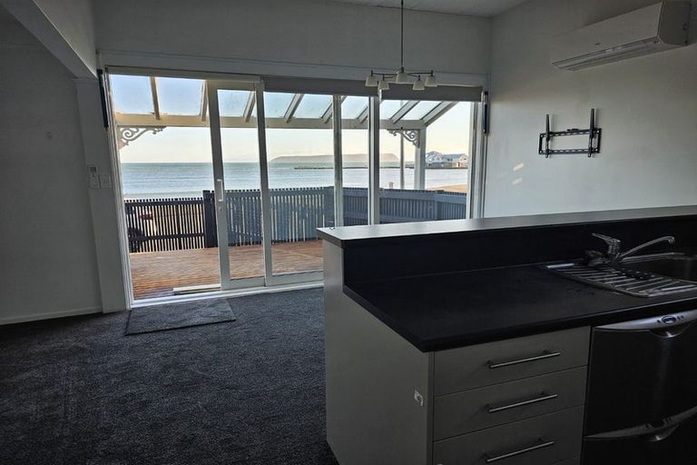 Photo of property in 44a/b Moana Road, Plimmerton, Porirua, 5026