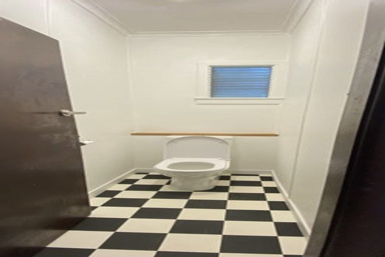 Photo of property in 12a Harvey Road, Bluff Hill, Napier, 4110
