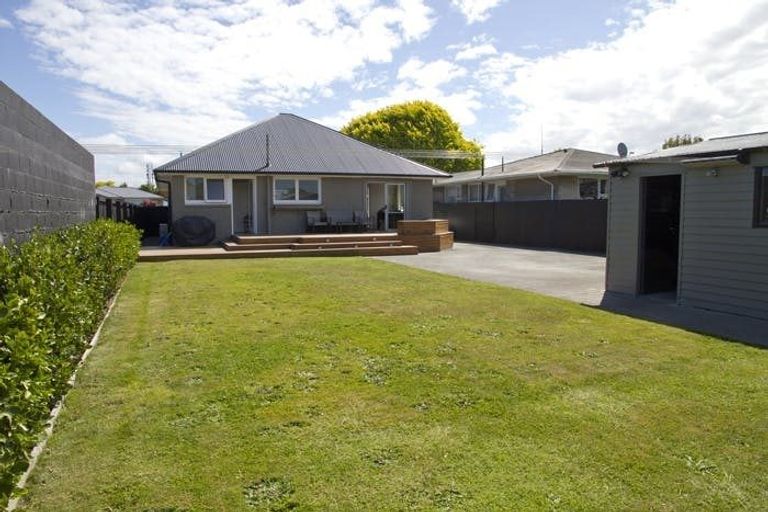 Photo of property in 49 Oriana Crescent, Hornby, Christchurch, 8042