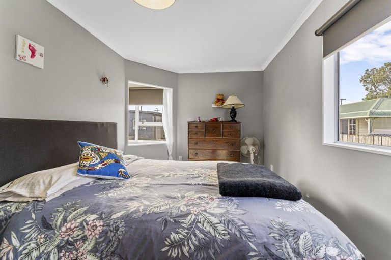 Photo of property in 95 Atkinson Avenue, Otaki Beach, Otaki, 5512
