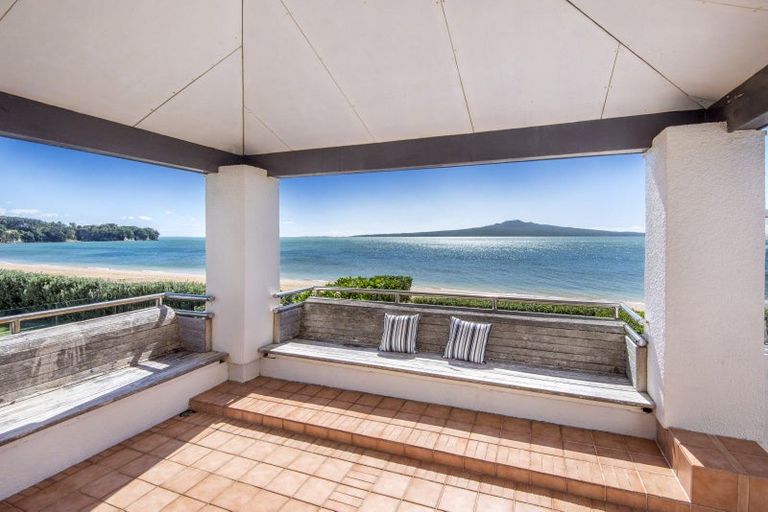 Photo of property in 20a Oxford Terrace, Devonport, Auckland, 0624