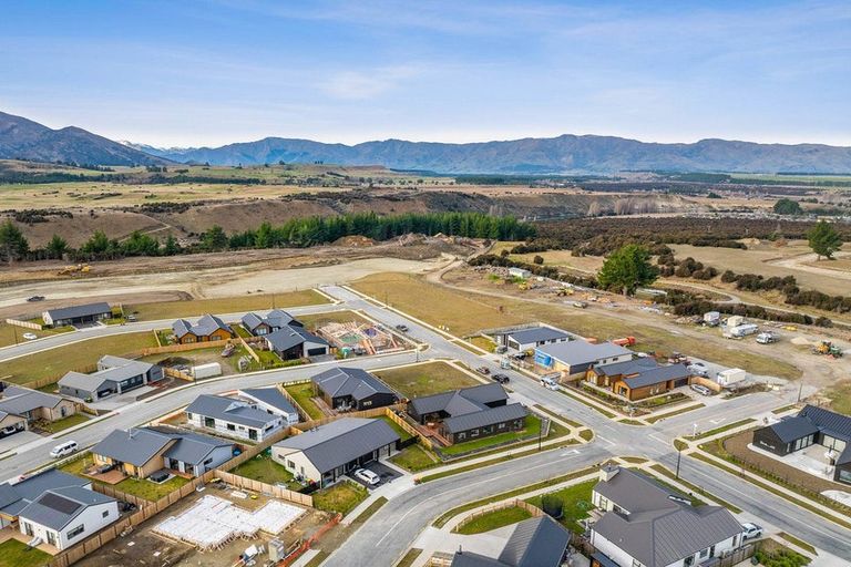 Photo of property in 12 Onyx Street, Albert Town, 9305