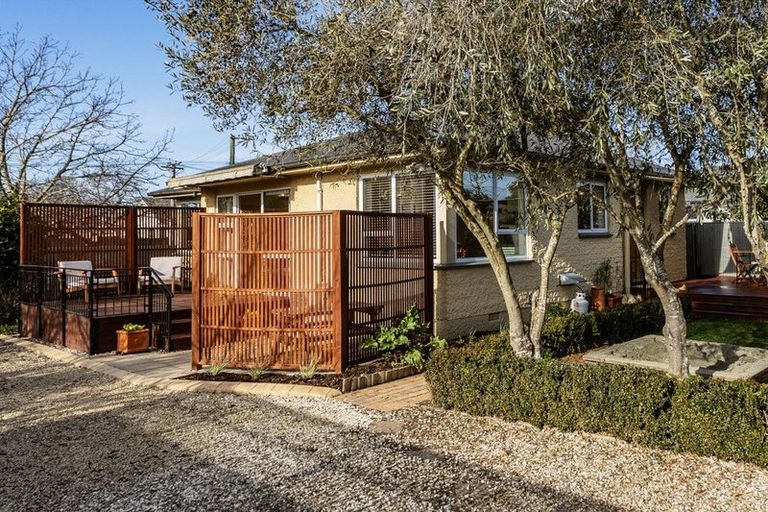 Photo of property in 4 Trafford Street, Harewood, Christchurch, 8051