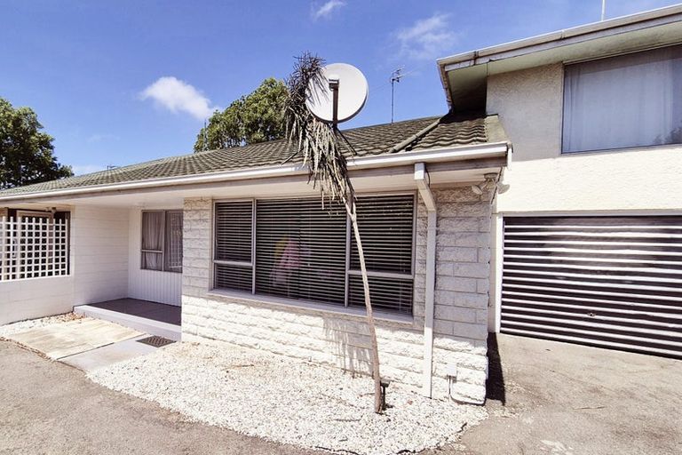 Photo of property in 3/22 Champion Street, Edgeware, Christchurch, 8013