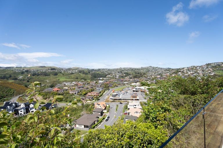 Photo of property in 15 Trafford Terrace, Churton Park, Wellington, 6037