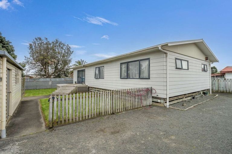Photo of property in 49a Thatcher Street, Castlecliff, Whanganui, 4501