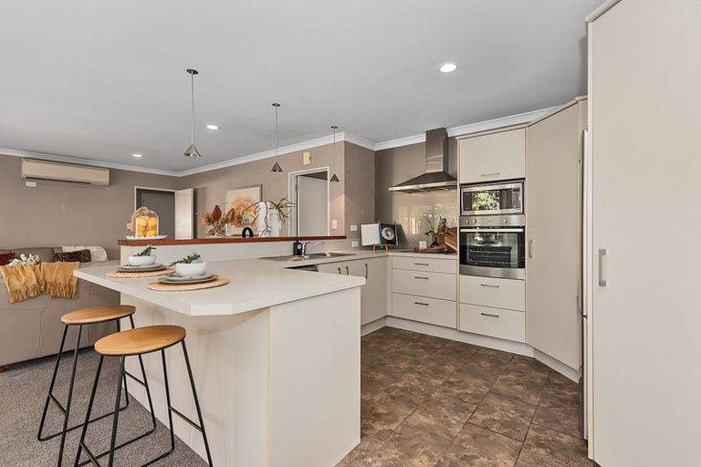 Photo of property in 10 Oldfield Court, Huntington, Hamilton, 3210