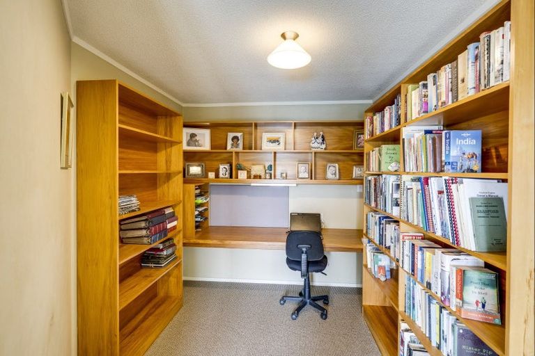 Photo of property in 41 Churchill Drive, Taradale, Napier, 4112