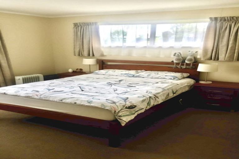 Photo of property in 38 Flaxdale Street, Birkdale, Auckland, 0626