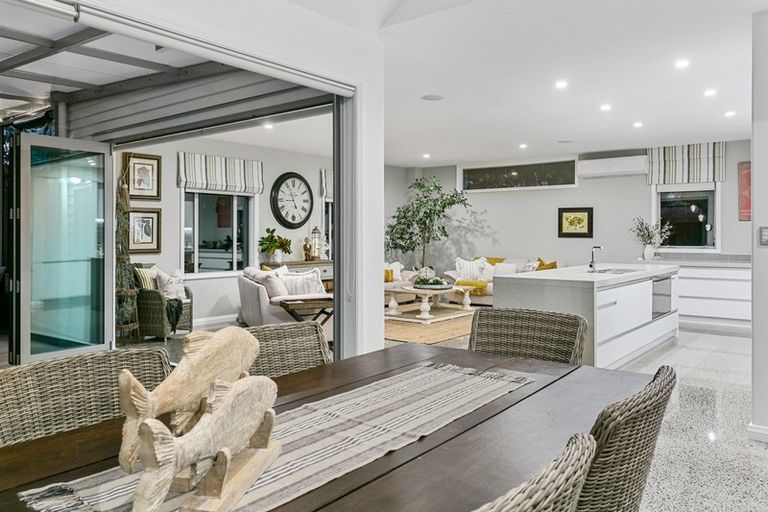 Photo of property in 17 Waiarohia Place, Hobsonville, Auckland, 0616