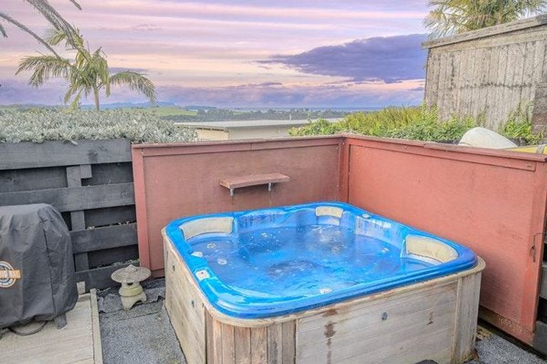 Photo of property in 10 Goffe Drive, Haruru, 0204