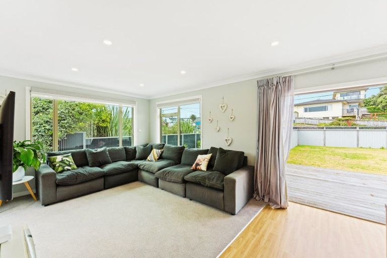 Photo of property in 50 Seaview Road, Paraparaumu Beach, Paraparaumu, 5032