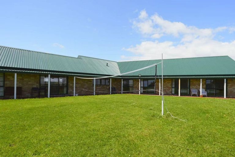 Photo of property in 91 Trig Road, Whitford, Howick, 2571