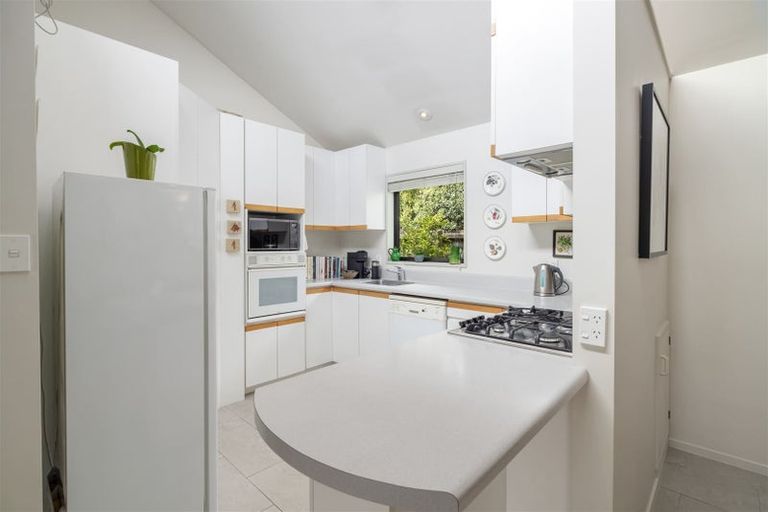 Photo of property in 199a Main North Road, Redwood, Christchurch, 8051