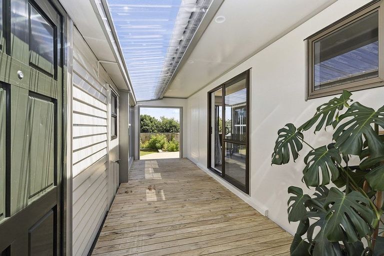 Photo of property in 6 Bobstay Lane, Whitby, Porirua, 5024