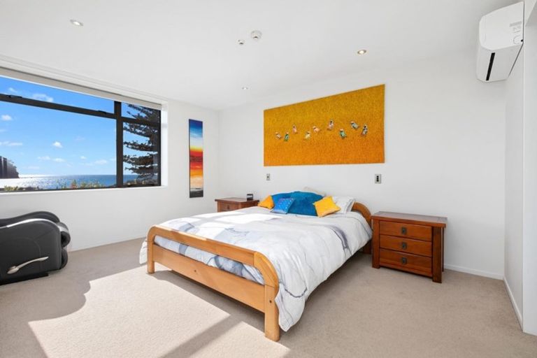 Photo of property in 9/48 Marine Parade, Mount Maunganui, 3116