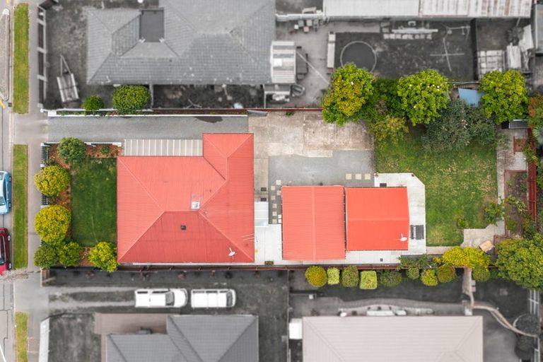 Photo of property in 408 Main North Road, Redwood, Christchurch, 8051