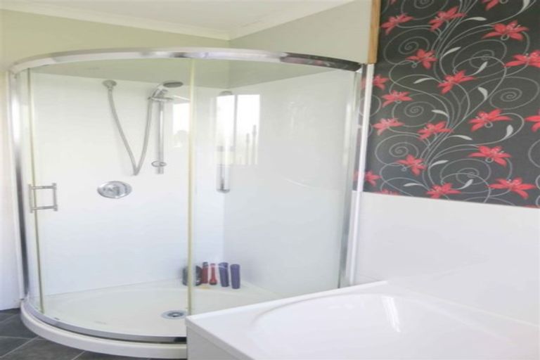 Photo of property in 9 Dumbarton Place, Strathern, Invercargill, 9812