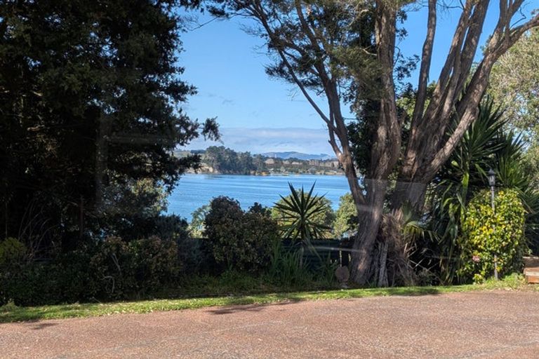 Photo of property in 1 Cliff Lane, Glenbrook, Waiuku, 2681