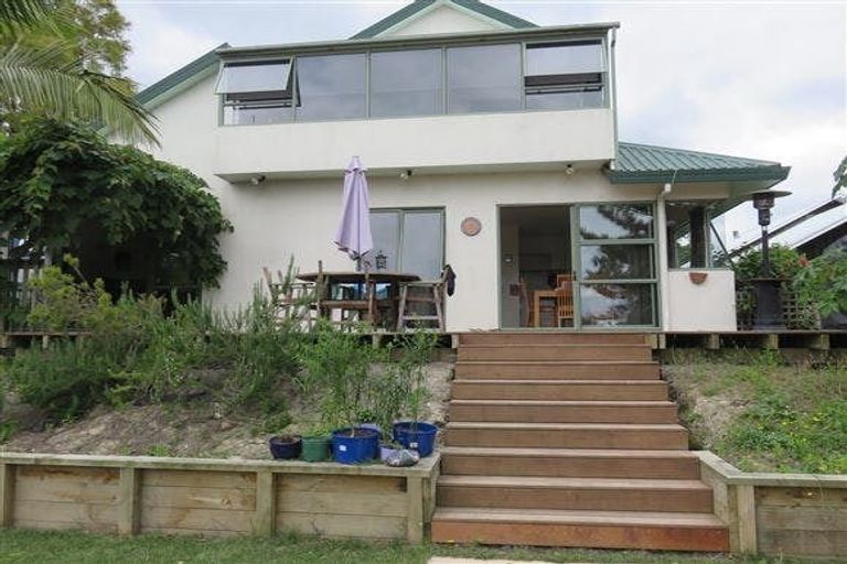 Photo of property in 163a Colwill Road, Massey, Auckland, 0614