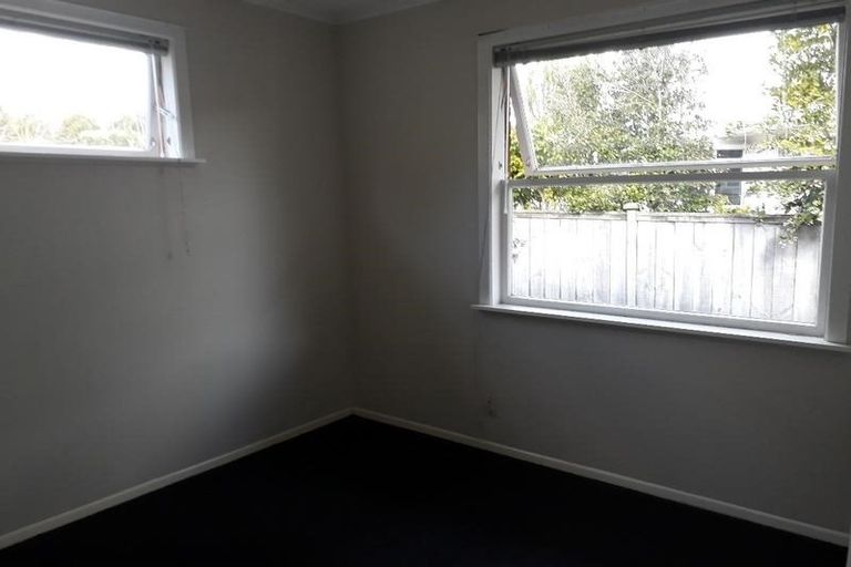 Photo of property in 17 Sylvia Road, Hillcrest, Auckland, 0627