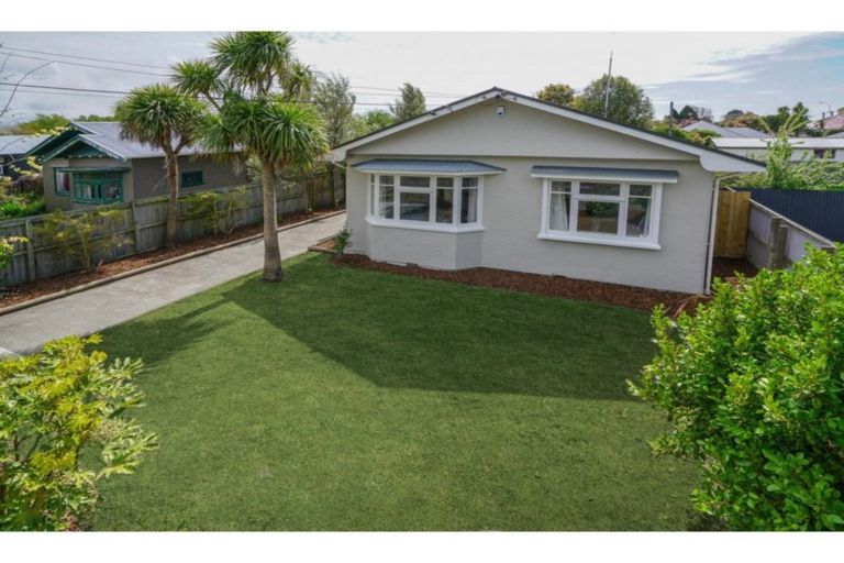 Photo of property in 12 Carnarvon Street, Linwood, Christchurch, 8062