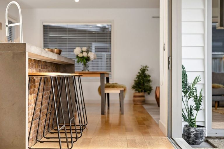 Photo of property in 57 Howards Drive, Lake Hayes, Queenstown, 9304