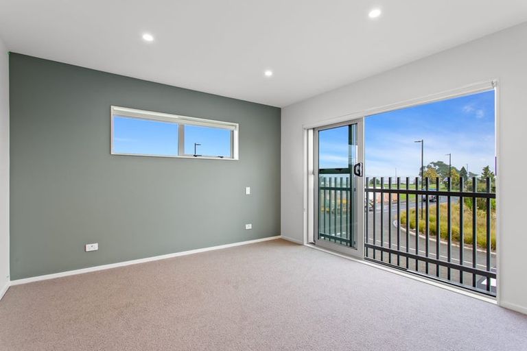 Photo of property in 32 Te Mura Crescent, Takanini, 2112