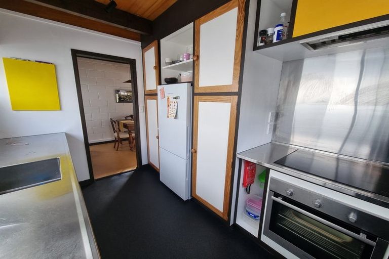 Photo of property in 9a Pitarua Street, Thorndon, Wellington, 6011