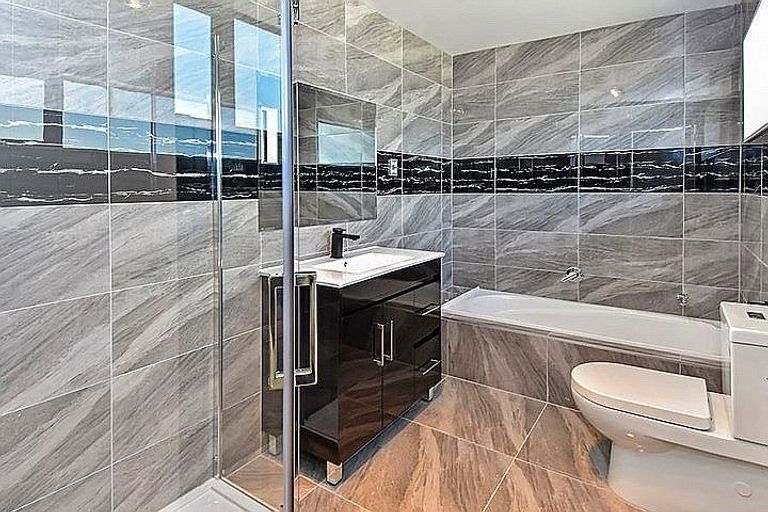 Photo of property in 3b Greers Road, Weymouth, Auckland, 2103