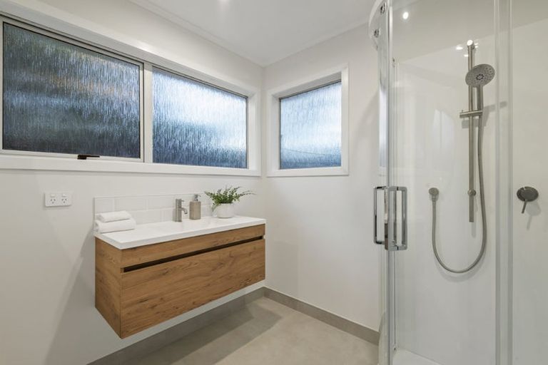 Photo of property in 2/76 Francis Street, Hauraki, Auckland, 0622