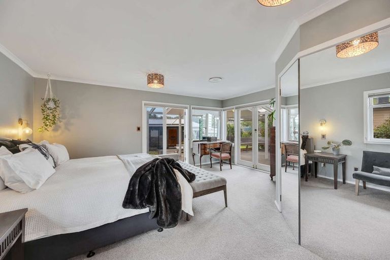 Photo of property in 42 Church Road, Taradale, Napier, 4112