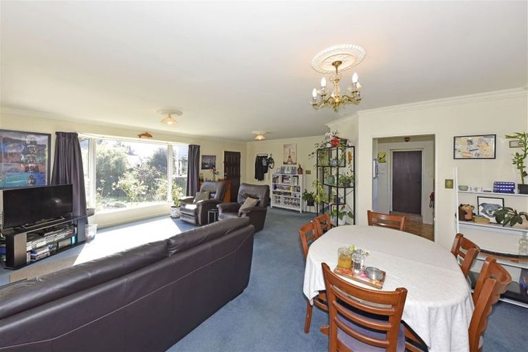 Photo of property in 42 Toorak Avenue, Avonhead, Christchurch, 8042