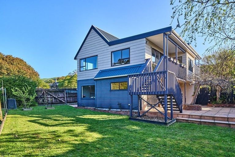 Photo of property in 25 Longitude Place, Whitby, Porirua, 5024